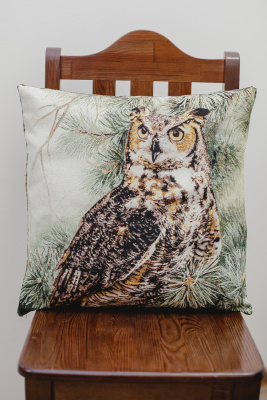Наволочка 50х50 Филин с зеленой веткой зеленый
